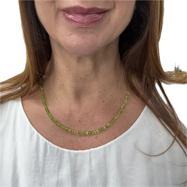Medium Strand Necklace - Cracked Peridot Seriously Romantic