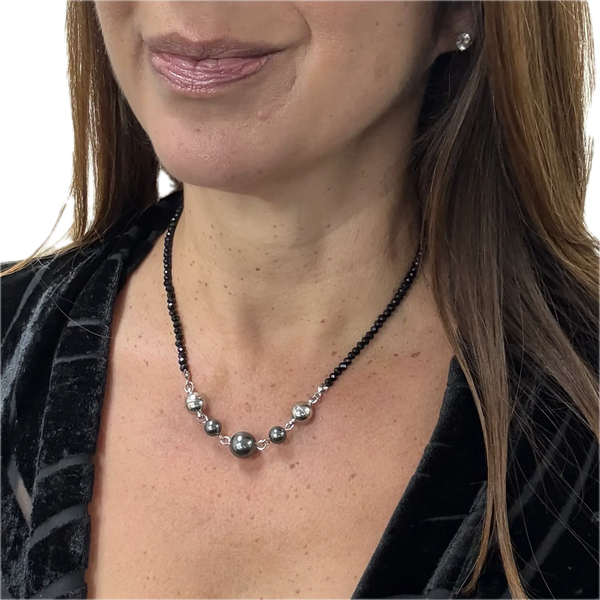 Mini Connectors - Graduating Shell Pearl -DARK GREY Maria Nicola