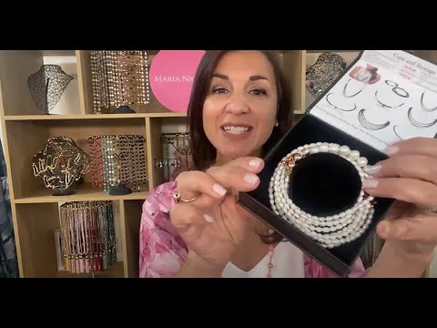Short Earrings - Black Crystal
