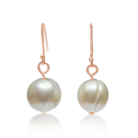 Short Earrings - Cream Pearl